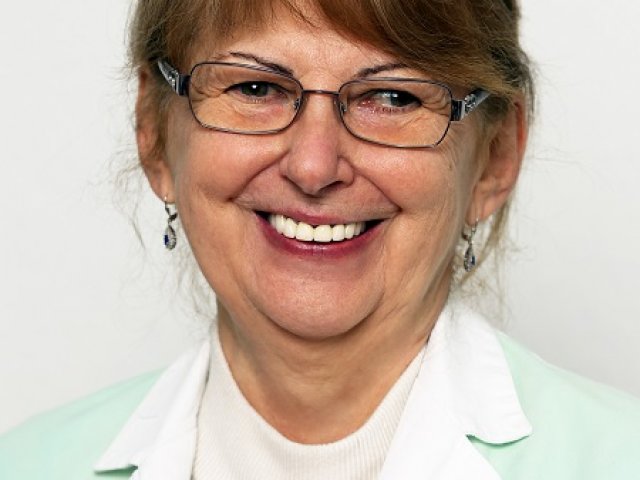 dr. Porochnavecz Marietta