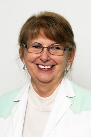 dr. Porochnavecz Marietta