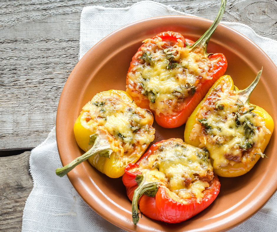 Csicseriborsóval töltött paprika